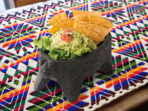 新宿三丁目にあるメキシコ料理店「Mexican Dining AVOCADO」のワカモレ画像